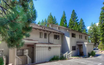 MSC1002 - Eagle's Lake Retreat