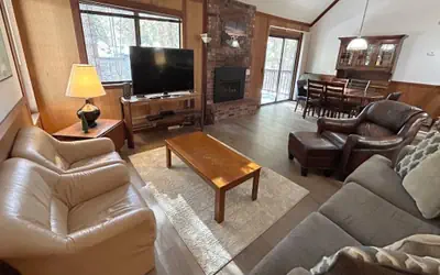 IVC0822 - Brookstone Pines