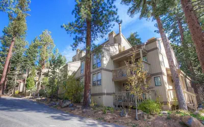 Forest View Townhouse