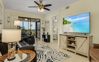 Estero Cove 523: Views, Pool, Pickleball Court