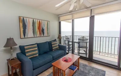 ROYAL GARDEN RESORT 1012