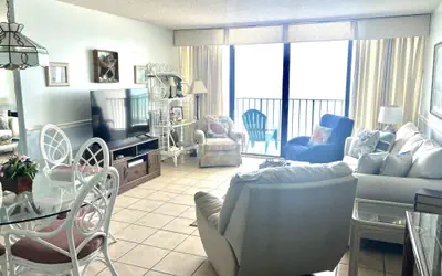 ROYAL GARDEN RESORT 1401