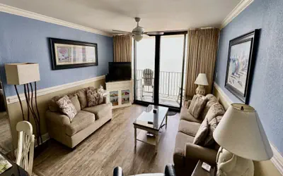 ROYAL GARDEN RESORT 1608