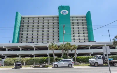 ROYAL GARDEN RESORT 515