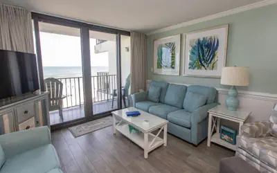 ROYAL GARDEN RESORT 201