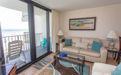 ROYAL GARDEN RESORT  206