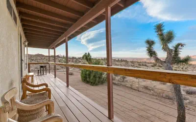 High View Haven - Hot Tub, Fire Pit & BBQ in Joshua Tree!
