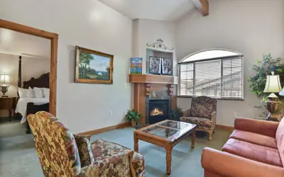 Villa 3022 2 Bed 2 Bath Full Kitchen