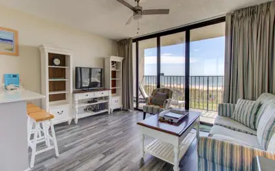 0204 Seaside Sanctuary-WITH FREE E-BIKE RENTALS