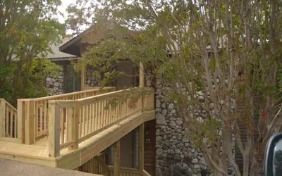 37DPD - Forest view, log-sided two bedroom, two bath condo on Lake Ouachita