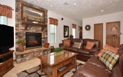 Seven Springs 4 BR Premium Condo, Mountain Views!