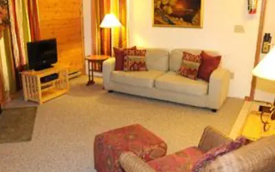 Seven Springs Swiss Mountain 1 Bedroom Standard Condo