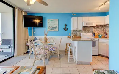 0305 Mako Your Dreams Come True-WITH FREE E-BIKE RENTALS