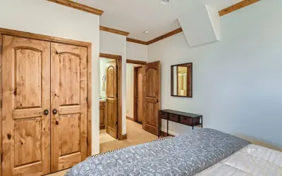 Apres & Fairway Retreat