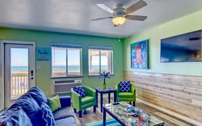 BeachGate Condo Suites and Hotel - Condo Suite 2 Bedroom