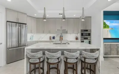 Grandview 603: Beach, Pool & Hot Tub