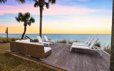 Minnow Mansion | 2804 E Co Hwy 30A