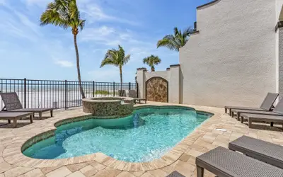3132/3134 Curious Tides Gulf-Front 10BR Estate: Private Pools, S