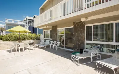 Budget-Friendly 2BR Near the Beach