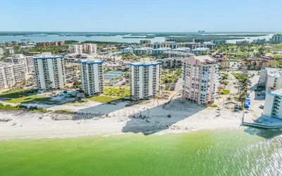 Estero Beach 1005 C Panoramic Gulf Views: Beachfront Condo, Pool