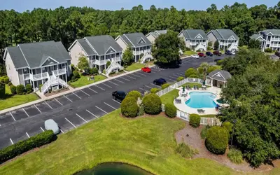 35D True Blue on 10th Hole