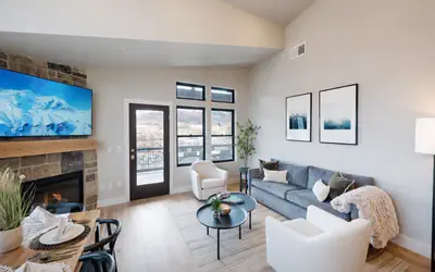 Helling Circle Hideaway 303