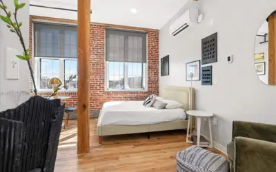 Unit 321: Artist's Retreat in Manchester, NH!