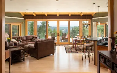 Lookout Lodge in Wondervu