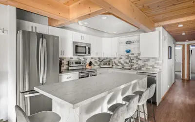 Central Aspen Condo Walk to Gondola & Ruby Park - LC5