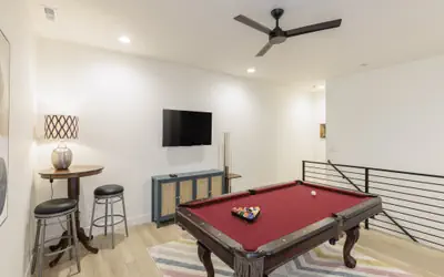 Hillcrest Poolside Retreat