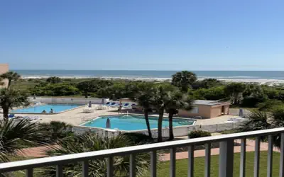 STBT 405:  Beachside Condo with Pool & Elevator