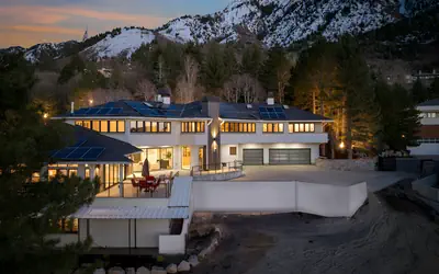 Exclusive Resort Escape: Heated Pool & Pickleball