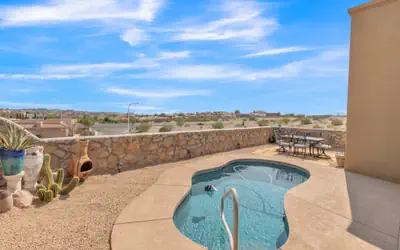 Las Cruces Retreat | Private Pool, Sauna & Gym