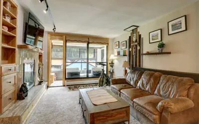 MP615S and MP617H Mountain Plaza 1BR 2BA Hot Tub