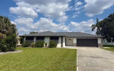 4313 Soak up the Sun - Saltwater pool, spacious yard