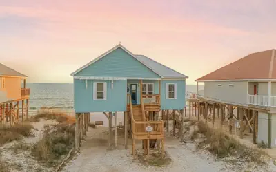 Still Waters - 2415 Bienville Blvd