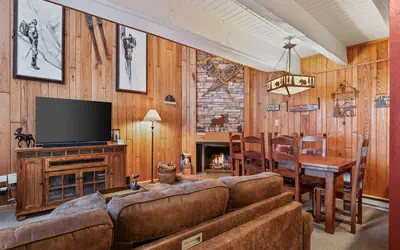 Timber Creek 1 Bedroom + Loft Condo #101