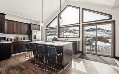 4br Mountain View Home - 5 Minutes to Granby Ranch