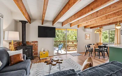 Marina Beach Cabin - Dog-Friendly Home with Deck!