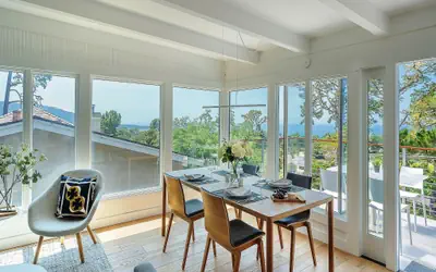 3904 Out of the Blue