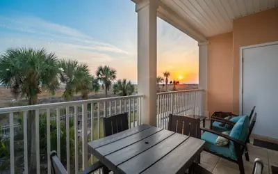 Dauphin Luv - Beach Club #201