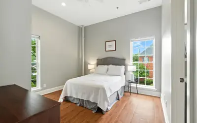 New Listing! Bulldog Borough in Downtown Athens