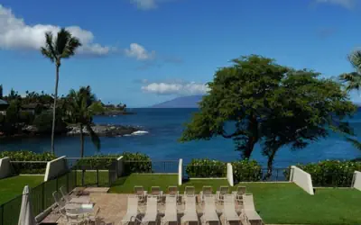 Prime Oceanfront 2BR Loft - Unit C10