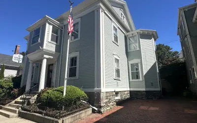 Charming Victorian Home Downtown Newport