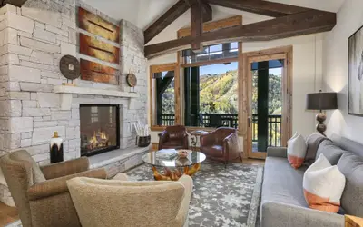 Ski-In/Ski-Out Deer Valley Escape