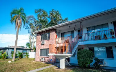 Clearwater Cove - 2344 Shelley St