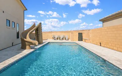 Splash and Putt Paradise