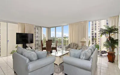 Shoreline Towers 1056