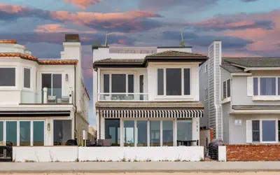 Stunning Beachfront w/Large Patio: 204 EOF A