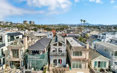 Oceanfront Duplex w/ Incredible Beach Views: 3607